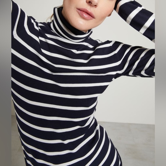 Max&Co Label-cut Turtle-neck Long Sleeves Stripes Top Size: Medium Fall / Winter - Picture 2 of 11
